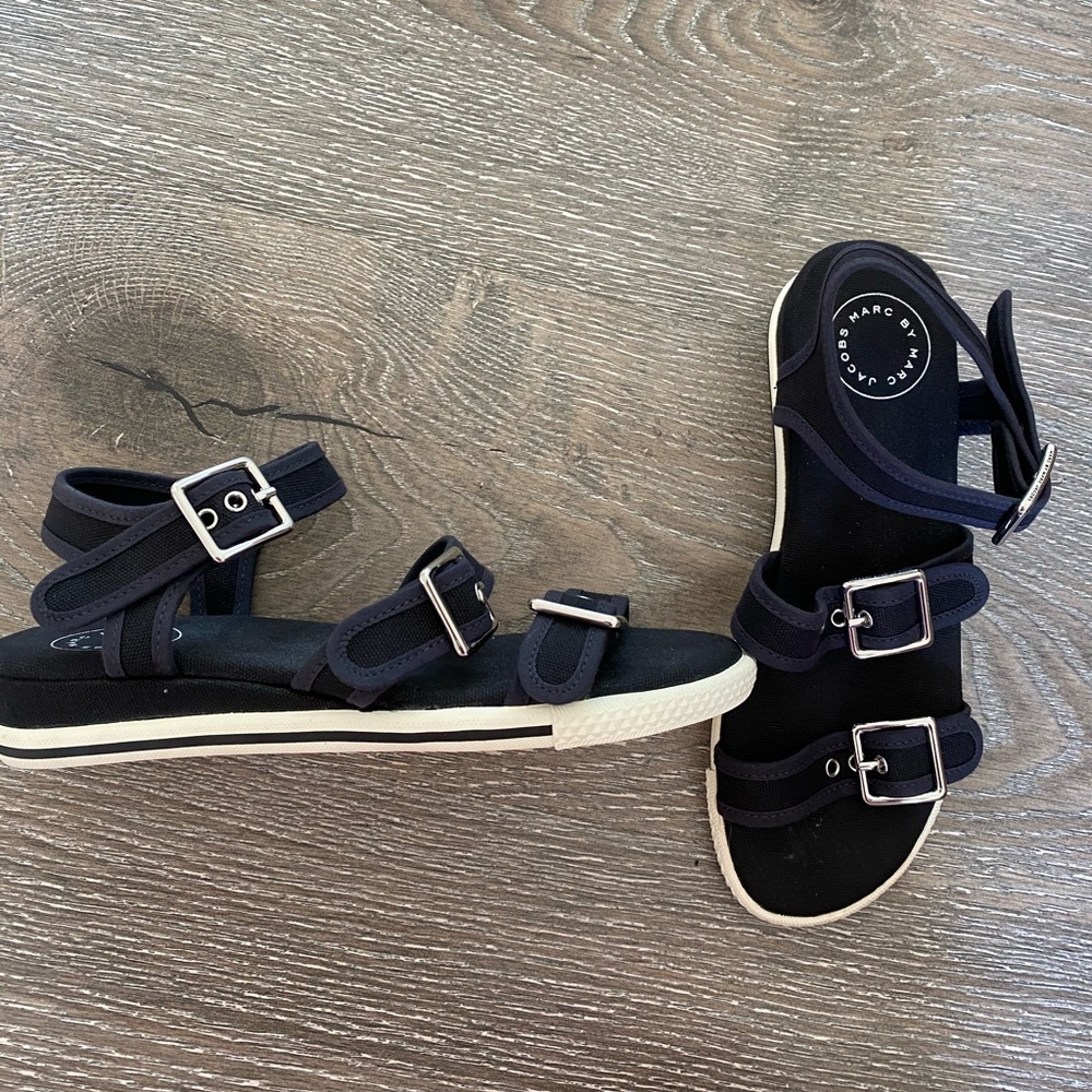 Marc by Marc Jacobs sandals - Picture 2 of 5